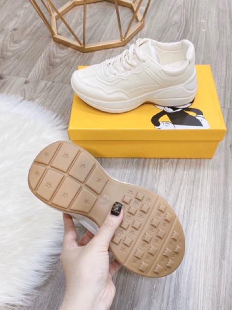 Giày Nữ Độn 🍁FREESHIP🍁 Giày Thể Thao Nữ Độn Đế Trơn