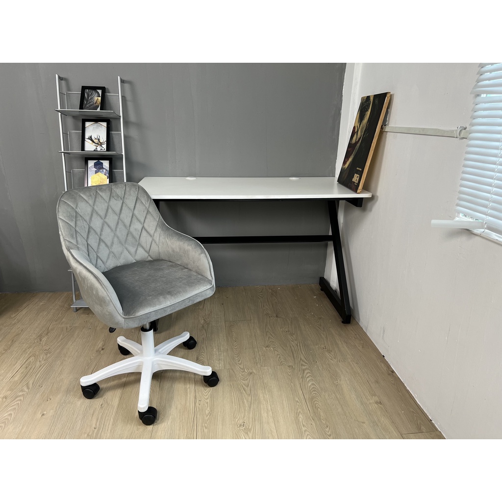 GHẾ XOAY MUSSEL 409 SPA ,QUÀY ,TRANG ĐIỂM