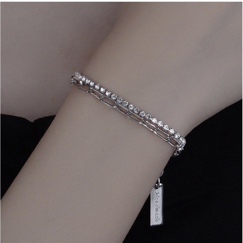 Lắc tay phối charm cá tính