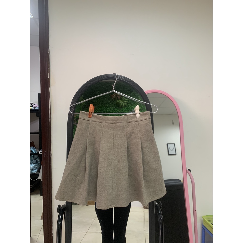 Pass chân váy dạ xám nude size S