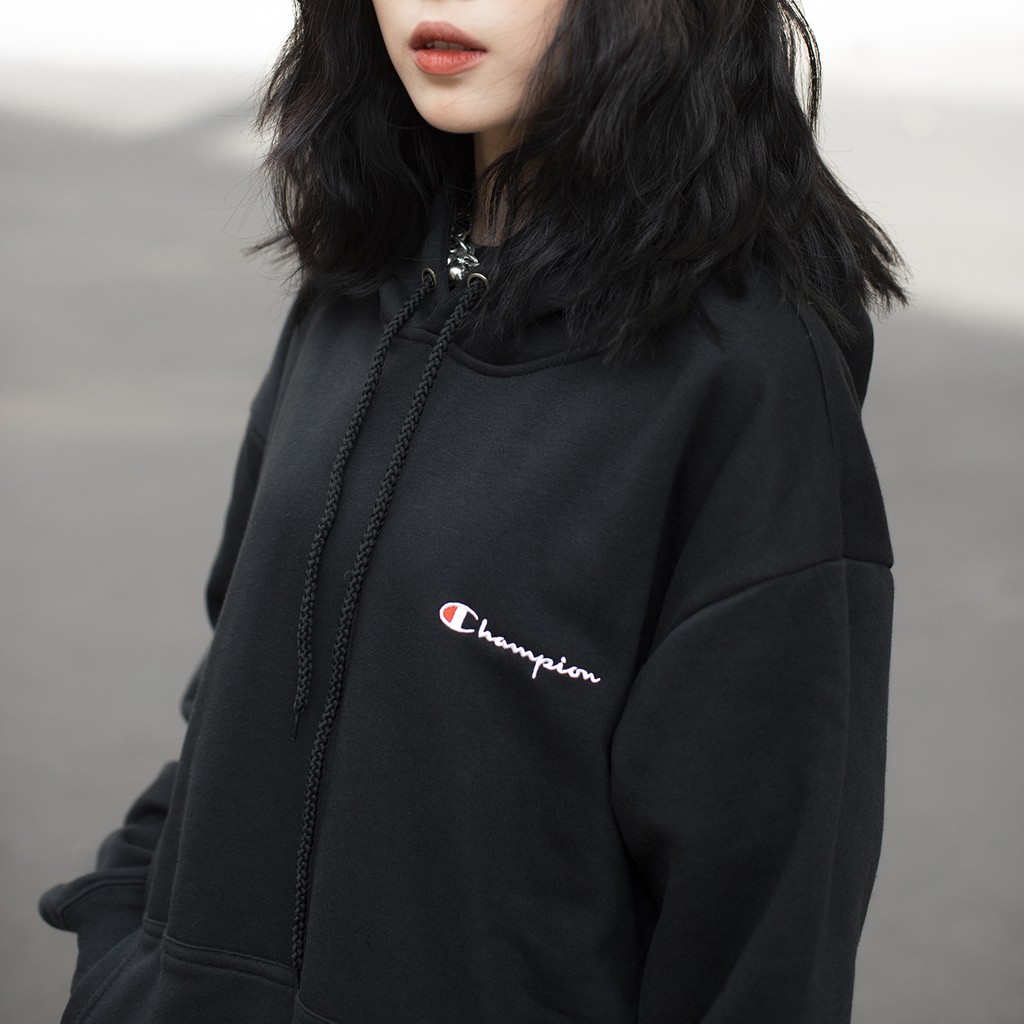 Áo Hoodie Champion Embroidered Logo Màu Đen