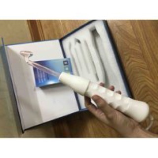 Máy sát khuẩn điện tím
