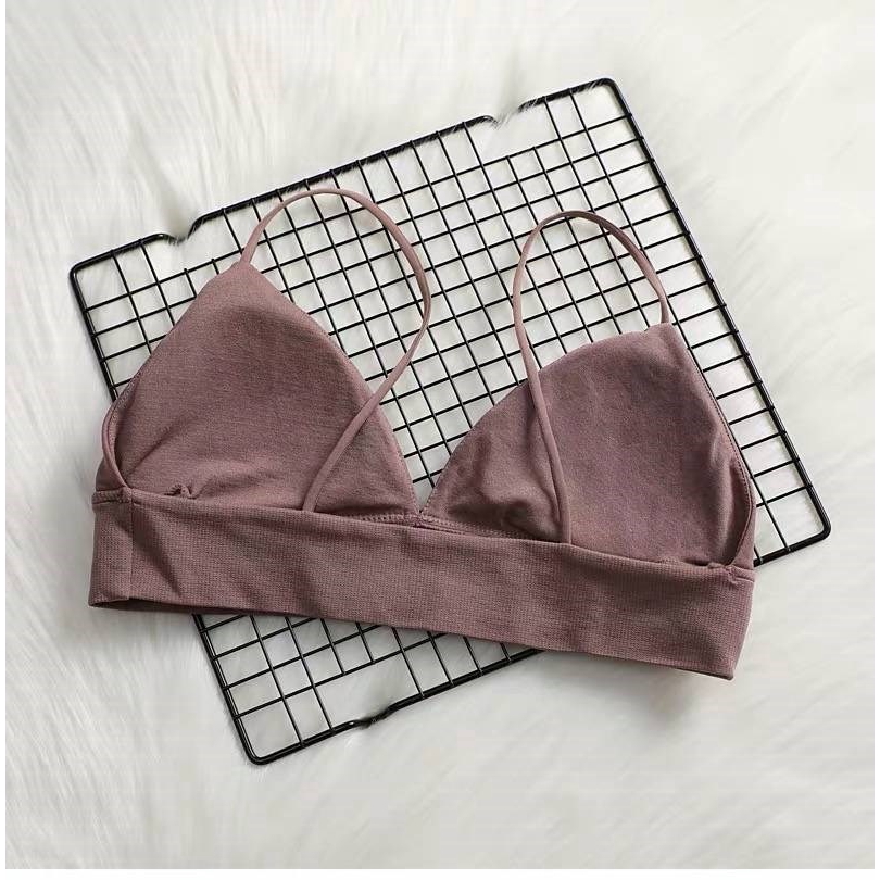 Sexy female deep V-neck unlined bra