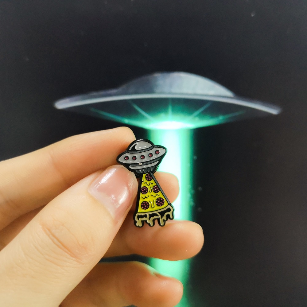 Huy hiệu cài áo QIHE JEWELRY hình tàu không gian người ngoài hành tinh ngộ nghĩnh trang trí trang phục/ quà tặng bạn bè