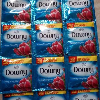 10 gói nước xả Downy hương nắng mai 20ml