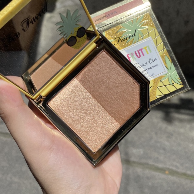 PHẤN TẠO KHỐI / BẮT SÁNG TOOFACED TUTTI FRUTTI PINEAPPLE PARADISE.