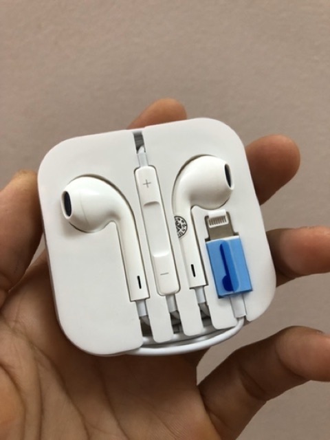 Tai nghe Bluetooth IP7 ( hàng tốt )