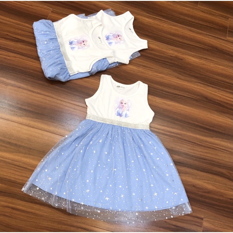 Đầm Elsa sát nách chân voan