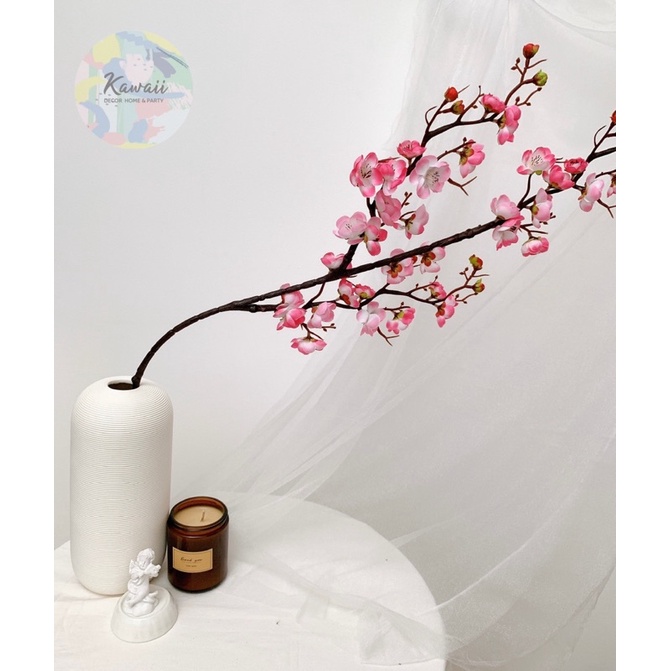 Hoa trang trí chụp hình