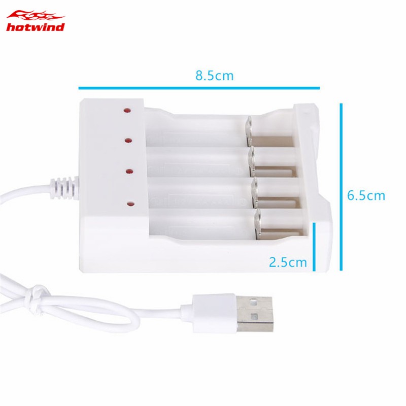 Hộp sạc 4 ngăn pin AAA/AA cổng USB