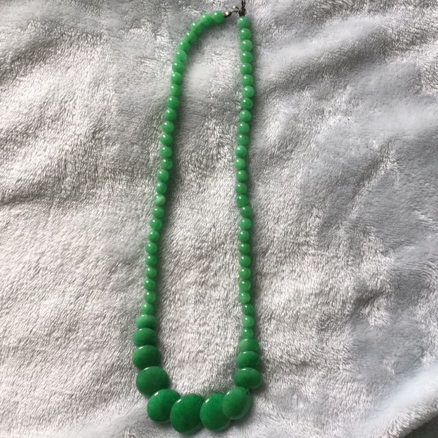 Vòng cổ cẩm thạch