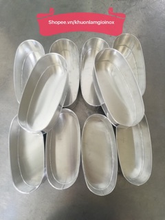 Khuôn oval size 20 cm