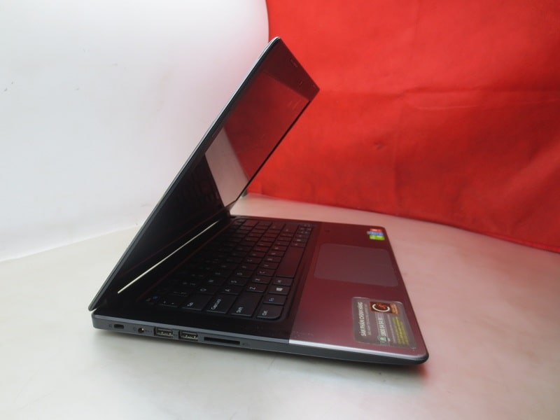 Laptop Cũ Dell Vostro 14-5480/ CPU Core i5-5200U/ Ram 4GB/ Ổ Cứng SSD 240GB/ VGA NVIDIA GeForce 830M/ LCD 14.0'' inch