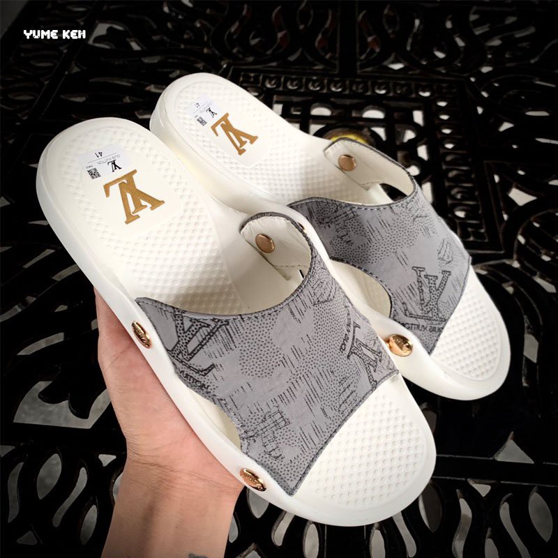 Dép Nam LV Trắng Siêu Nhẹ Thoáng Khí - Thiết Kế Sang Trọng Thời Trang Đẳng Cấp