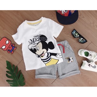 Set bộ Mickey Mouse của Disney cho bé trai quá đẹp