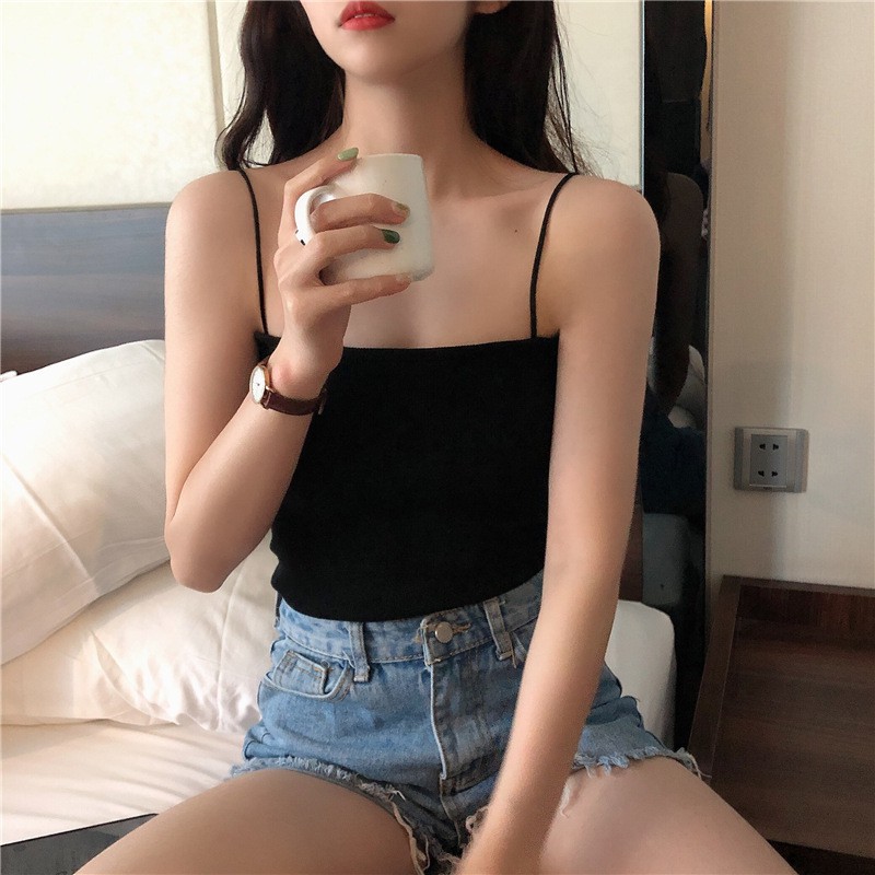 Áo hai dây bản to croptop nữ basic 2 màu trắng đen GURI