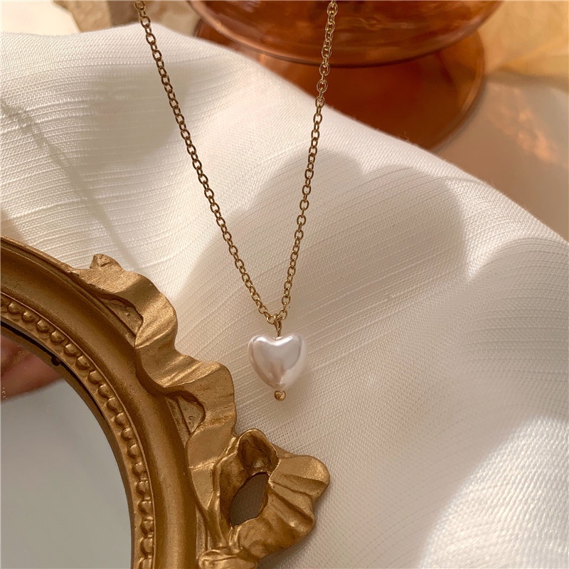 Dây Chuyền Mặt Trái Tim Đính Ngọc Trai Thời Trang