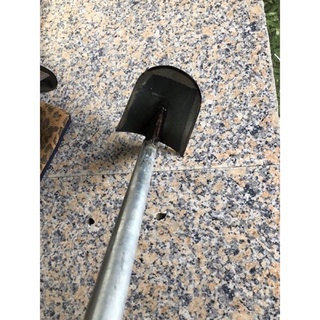 Cuốc đất dài 6 tấc
