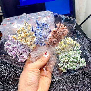 Hoa bột mỹ cánh lì .