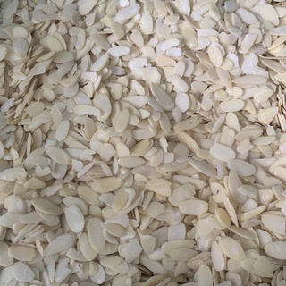 Hạnh nhân lát loại 500gr