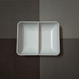 Đĩa chấm đĩa đựng nước chấm gia vị phíp 2 ngăn