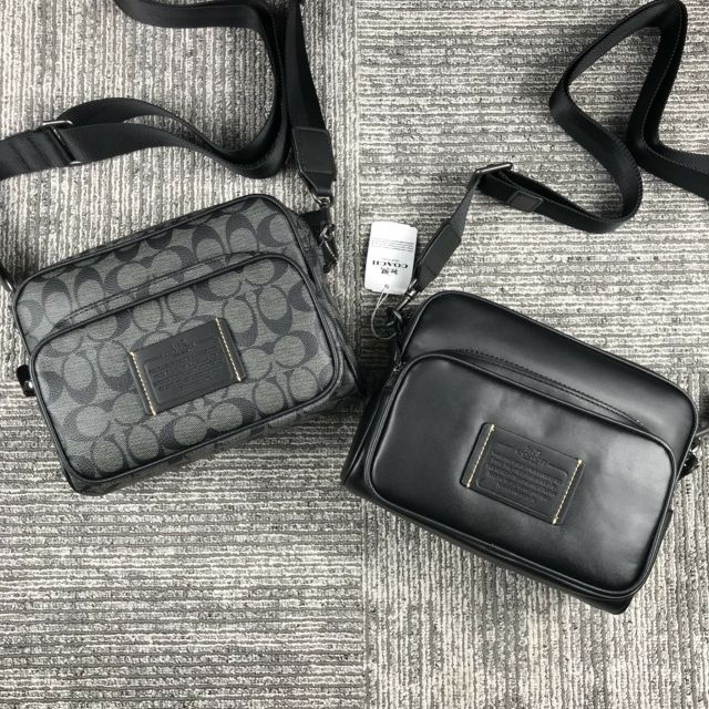Túi Coach nam đeo chéo Made in VN