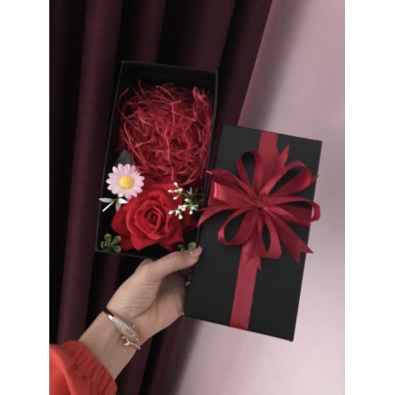 Hộp hoa đựng phấn - nước hoa-mỹ phẩm.. siêu đẹp | BigBuy360 - bigbuy360.vn