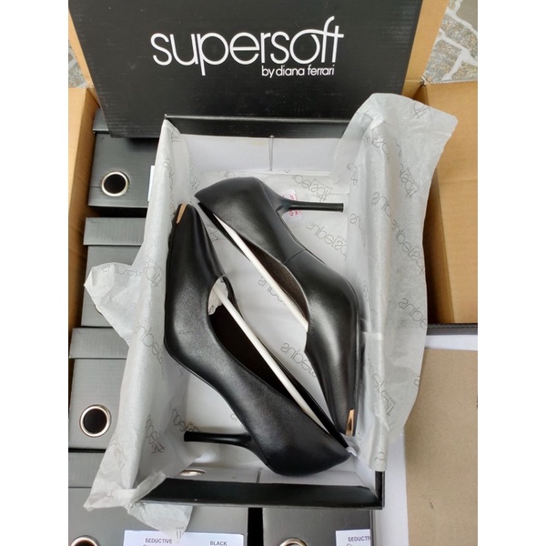 Giày SUPERSOFT mũi bọc kim loại