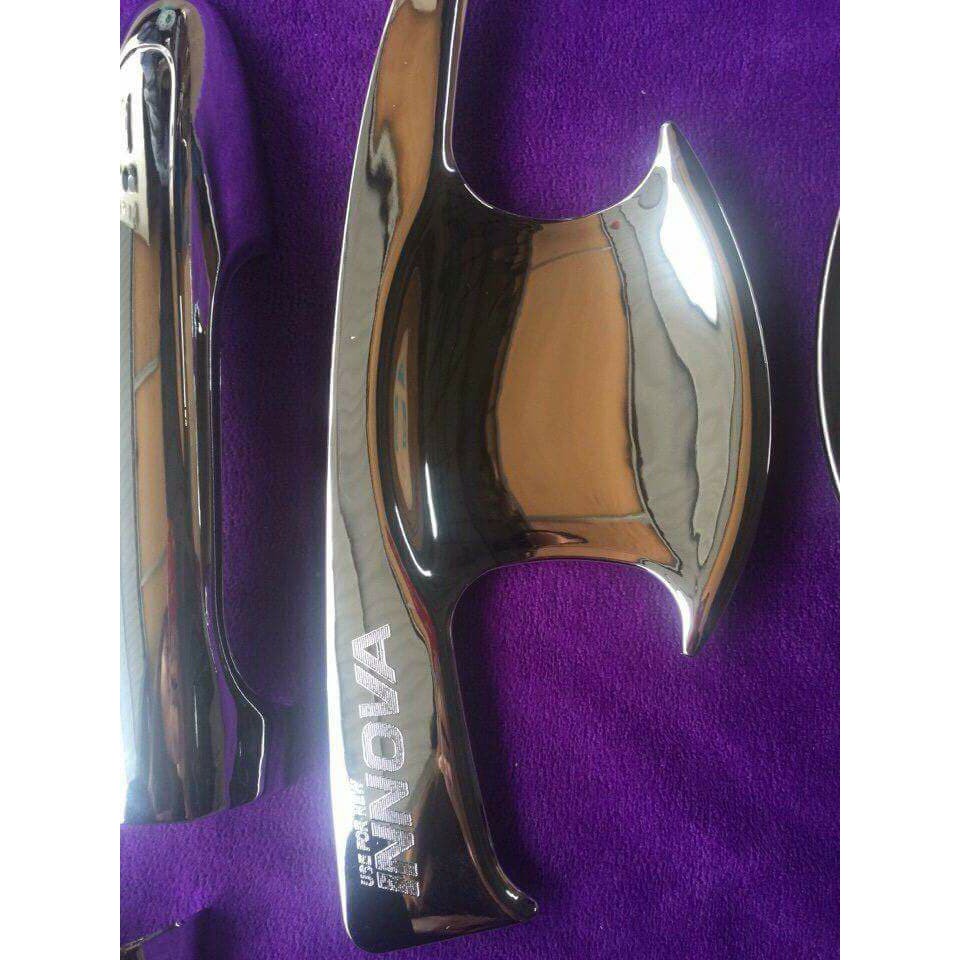 Bộ ốp tay nắm+ hõm cửa xe Innova các đời 2016-2020