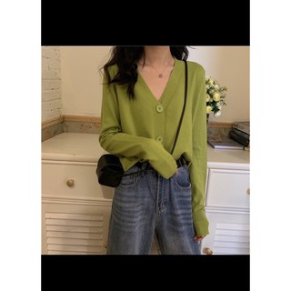 Áo len mỏng đóng cúc basic