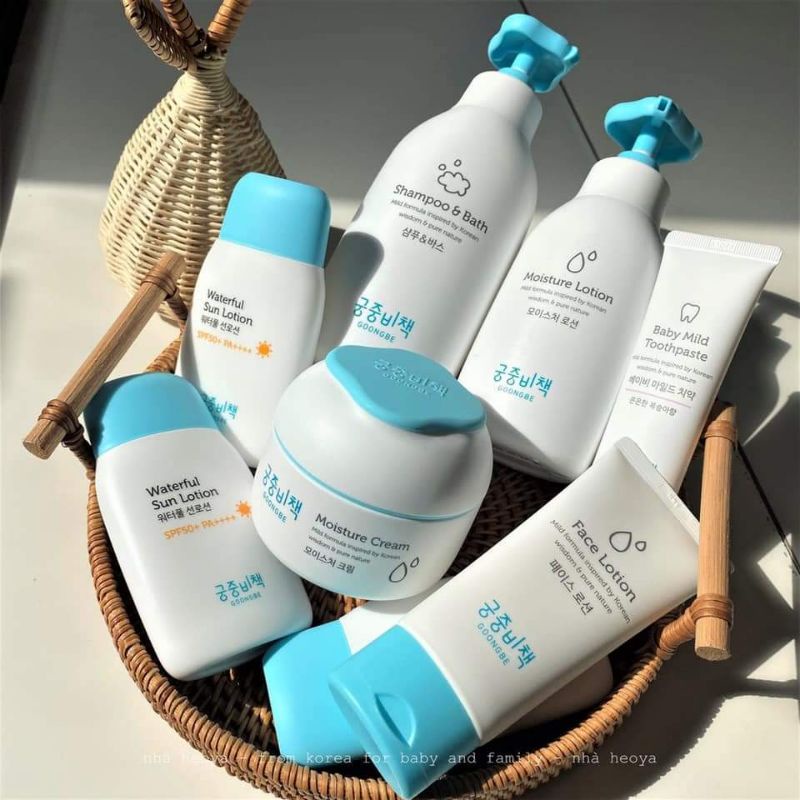 Kem chống nắng Goongbe Waterful Sun Lotion 80g cho bé dưỡng ẩm nhẹ, thấm nhanh không nhờn rít
