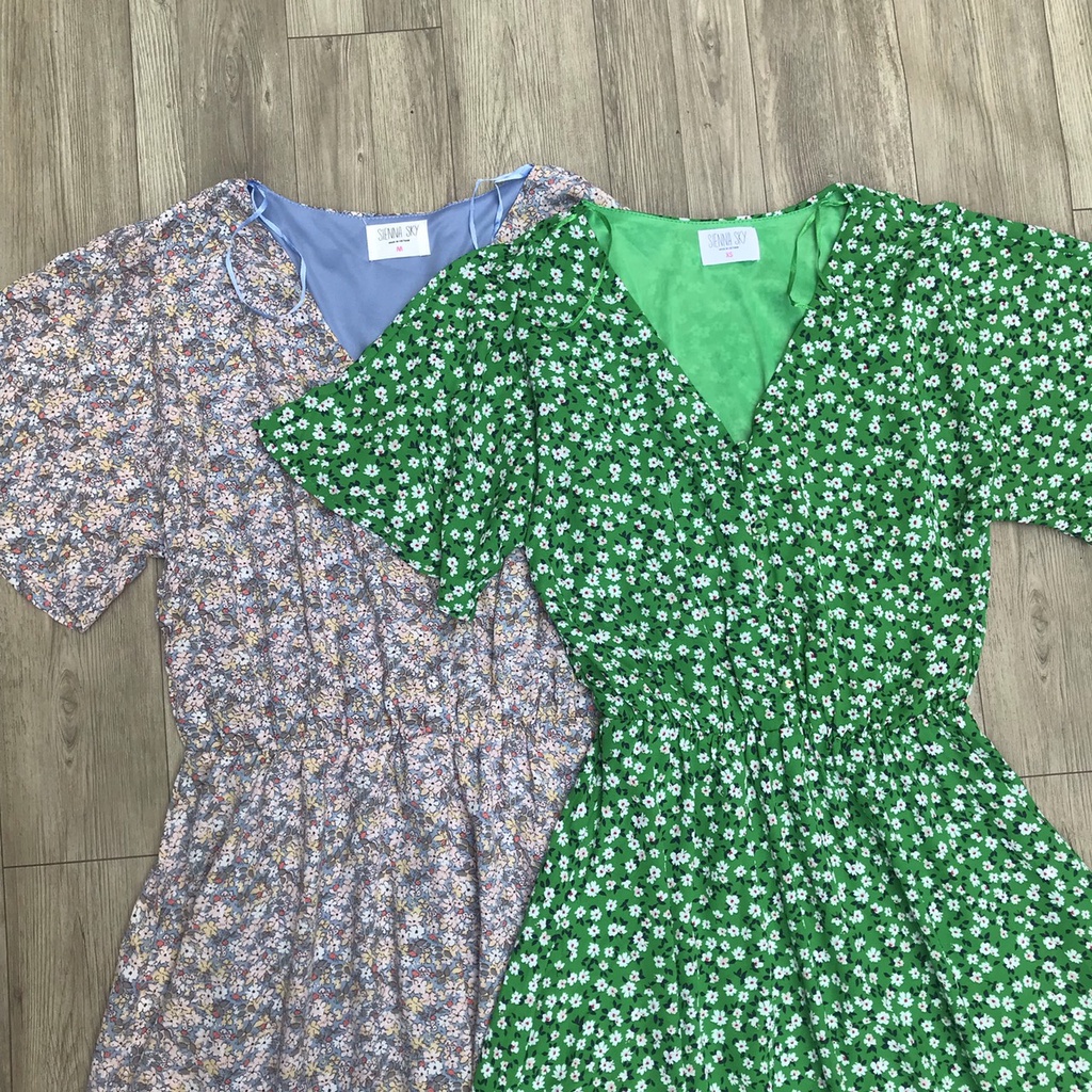 Đầm voan cổ V hoạ tiết hoa nhí SiennaSky xuất khẩu