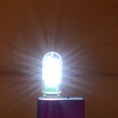 Đèn LED USB Xiaomi Mi 8 nhỏ gọn dễ sử dụng