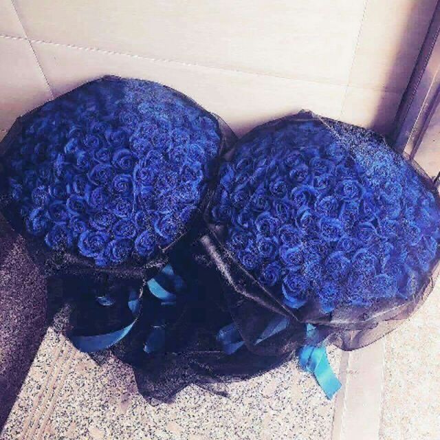 Bó  hoa hồng 99 bông