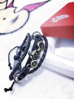 Vòng Dây Da Handmade HM156