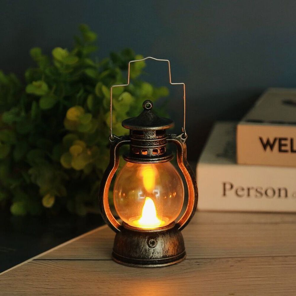 Đèn dầu LED xinh xắn dùng dùng treo trang trí tiệc giáng sinh / nhà DIY