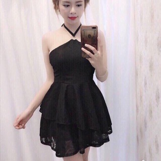 Đầm xoè cổ yếm váy tầng xéo siêu xinh