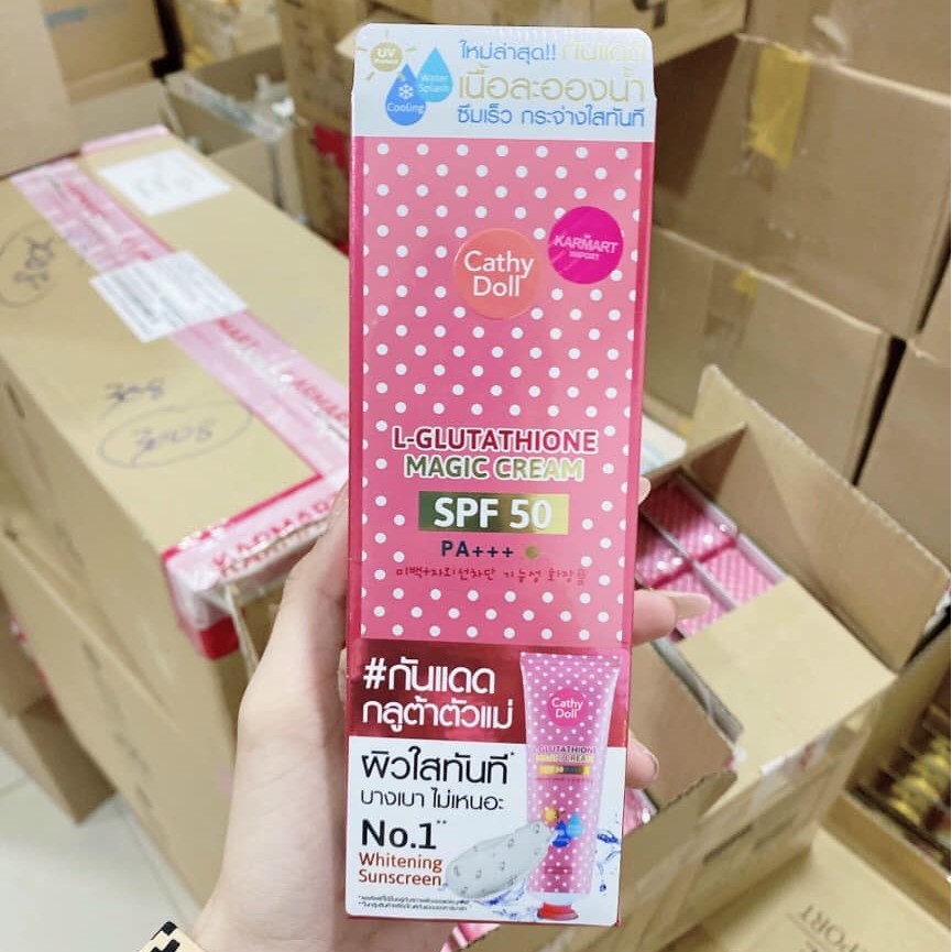 Kem Chống Nắng Dưỡng Trắng Cathy Doll Whitening Sunscreen L-Glutathione Magic Cream SPF50/PA+++