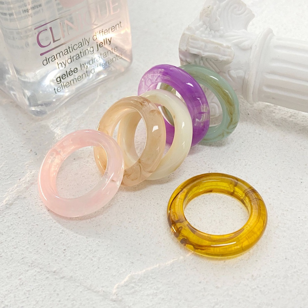 Nhẫn nhựa resin màu sắc trong suốt kiểu dáng cổ điển phong cách Hàn Quốc dành cho nam và nữ