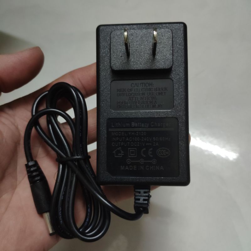 Adapter Sạc Pin lion 18650 4S 16.8V 5S 21V - 2A, Dòng sạc thực <1Ampe có LED báo đầy, Tự ngắt khi đầy