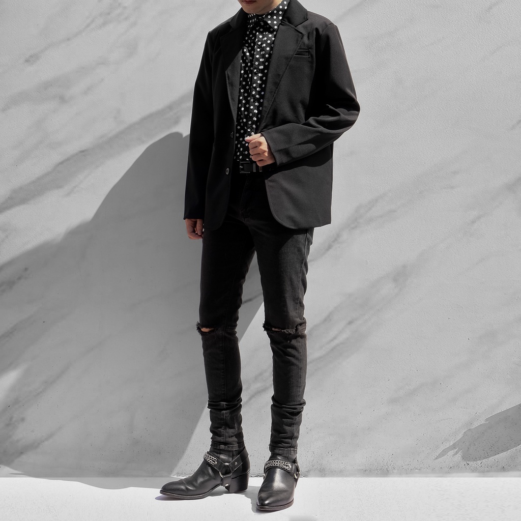 Maze skinny jean - quần jean đen rách gối