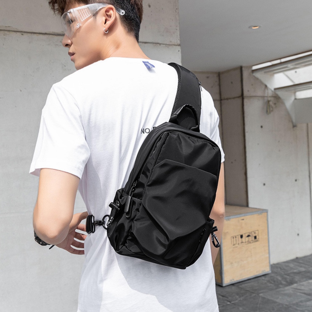 Túi Đeo Chéo Nam Nữ Unisex Basic Thể Thao Chống Nước Thời Trang Vải Đen Mềm Mịn Cao Cấp Freeship - The Black Box