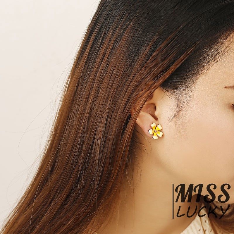 Khuyên tai nữ kiểu dáng con ong thời trang phong cách Hàn Quốc