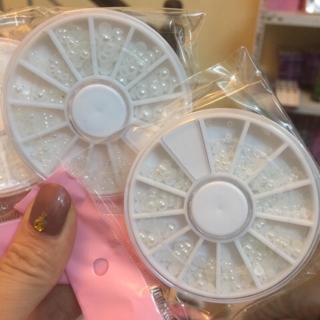 Đá trang trí viên nửa