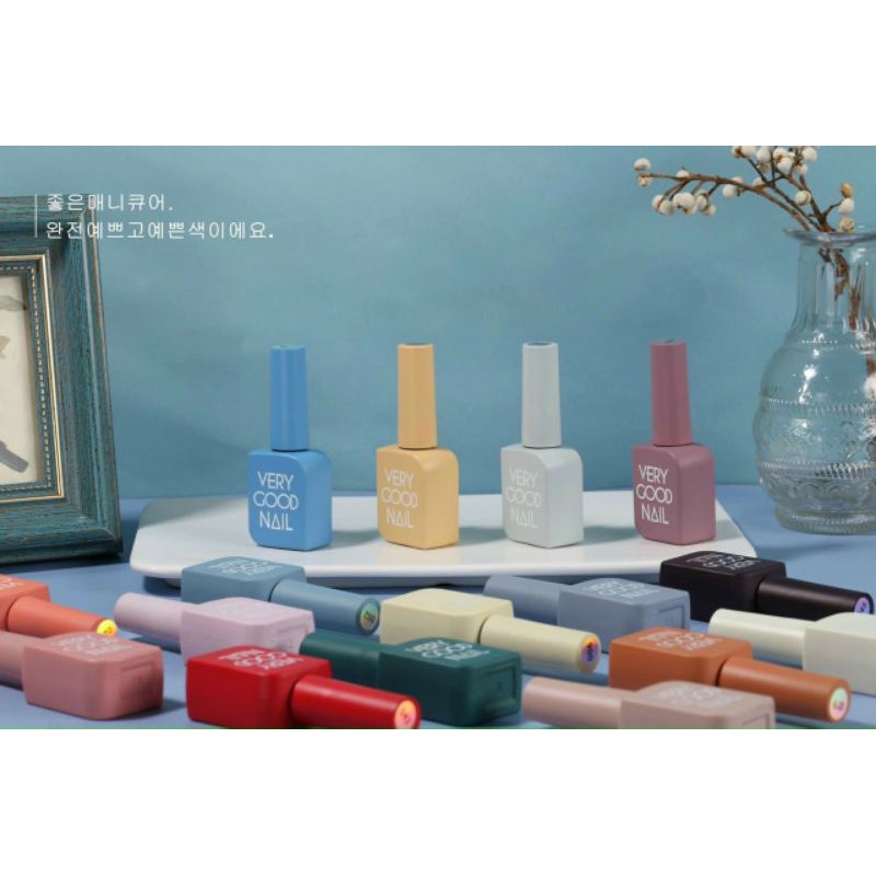 Set Sơn Very Good Nail 60 Màu👉Màu sơn trên vỏ trùng với nước sơn, chị em đỡ phải mất công