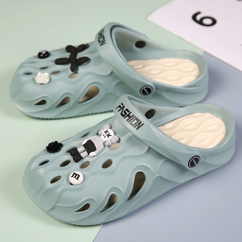 2023 Mới Dép Đi Biển Hoạt Hình Đế Dày Chống Trượt Thoải Mái Của Crocs