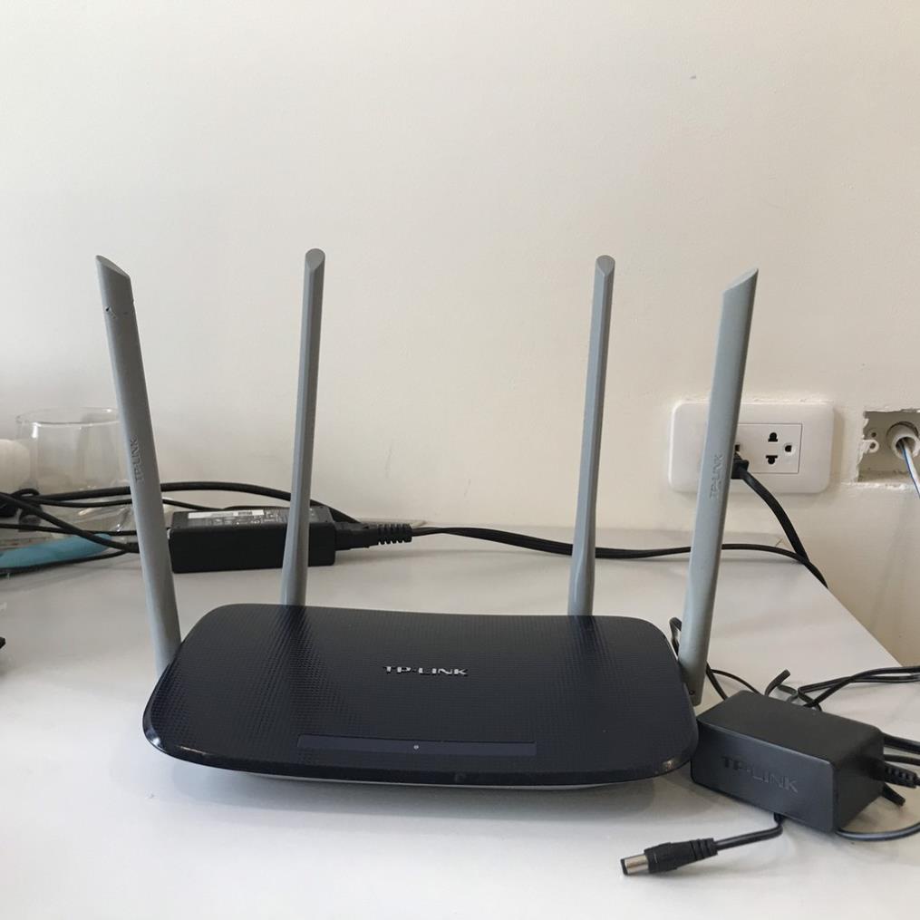 Bộ Phát Wifi 4 Râu TP-link WDR6300 - Hai băng tần AC1200