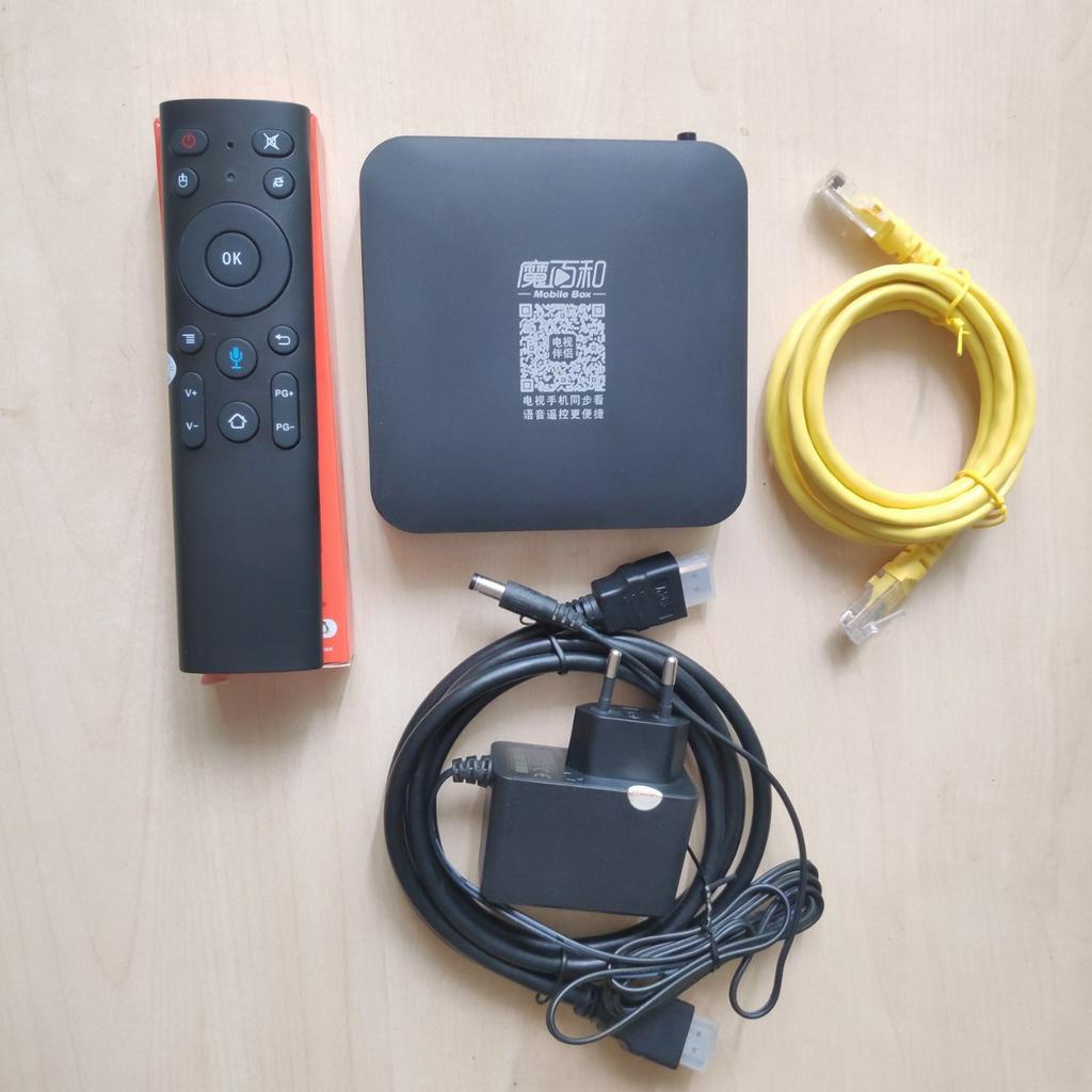 Android tivi box Skyworth E900V22D đã qua sử dụng, box đã chạy rom atv9, xem miễn phí hơn 200 kênh truyền hình
