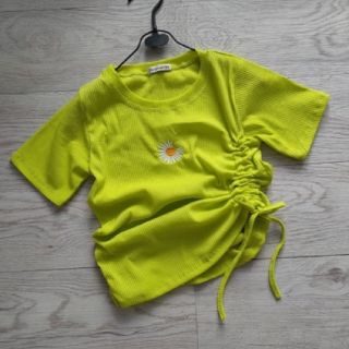 Áo croptop thêu hoa rút eo