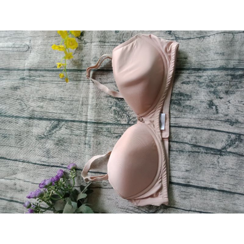 áo ngực màu kem hàng xịn size 36-38